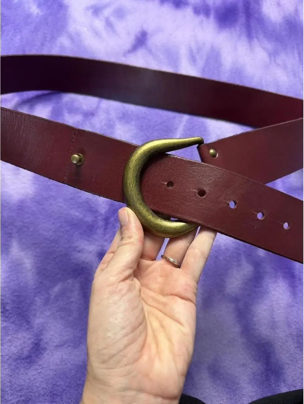 Gap y2k fall 06 genuine leather burgundy belt